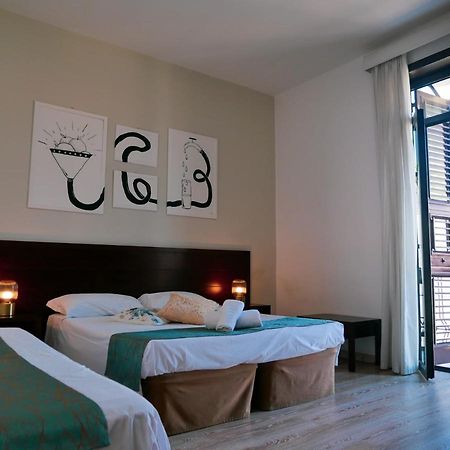 My Friend Antonia Bed & Breakfast Барселона-Поцо ди Гото Екстериор снимка