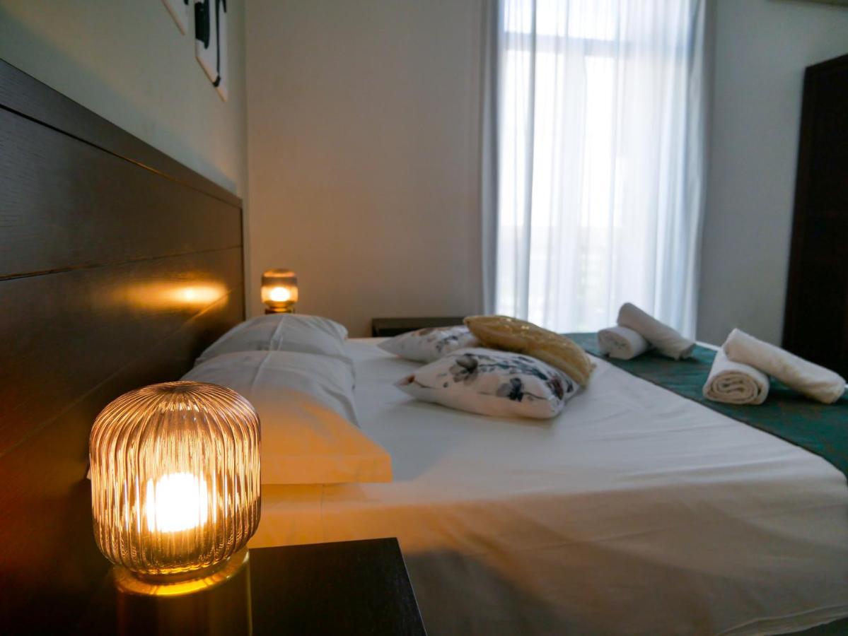 My Friend Antonia Bed & Breakfast Барселона-Поцо ди Гото Екстериор снимка
