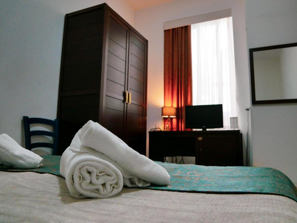 My Friend Antonia Bed & Breakfast Барселона-Поцо ди Гото Екстериор снимка
